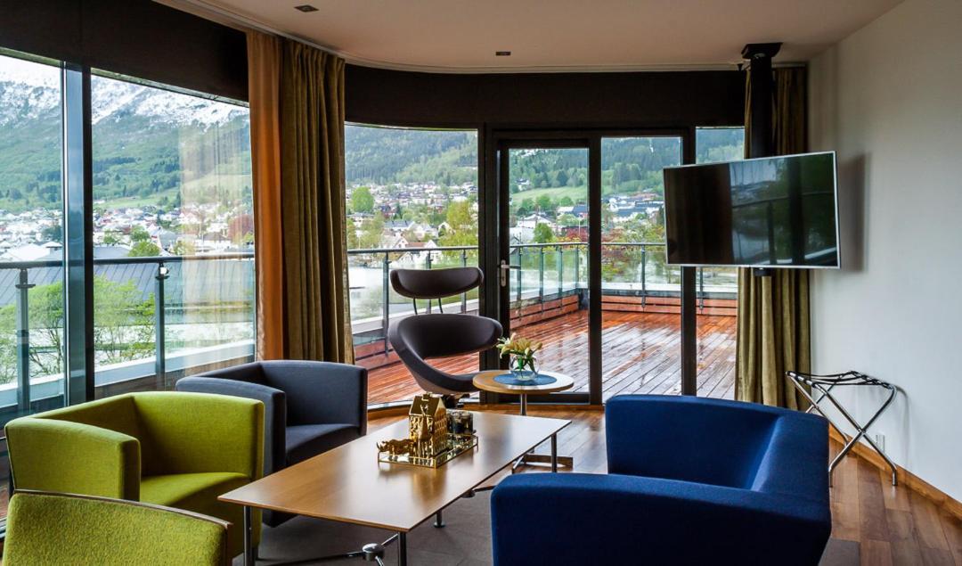Havila Hotel Ivar Aasen Orsta Εξωτερικό φωτογραφία