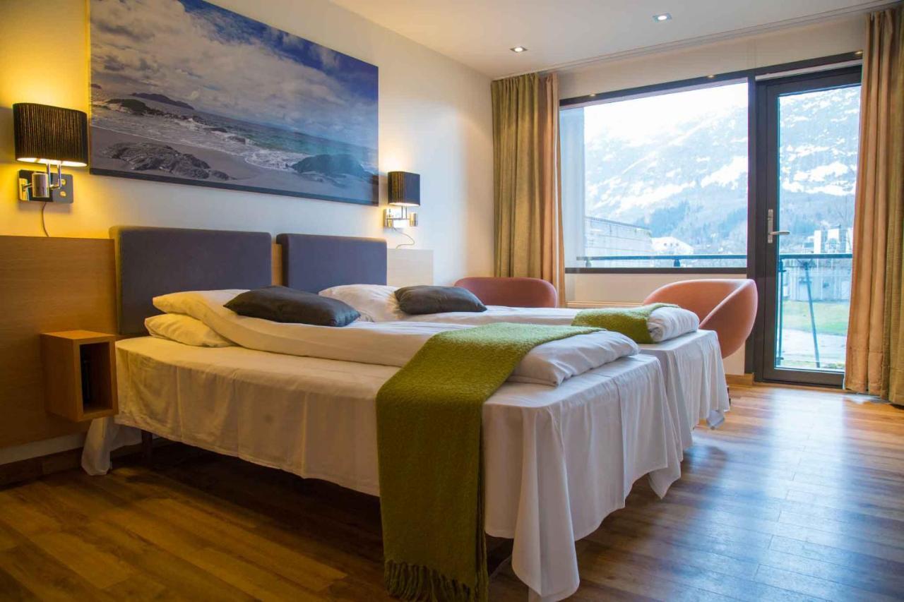 Havila Hotel Ivar Aasen Orsta Εξωτερικό φωτογραφία
